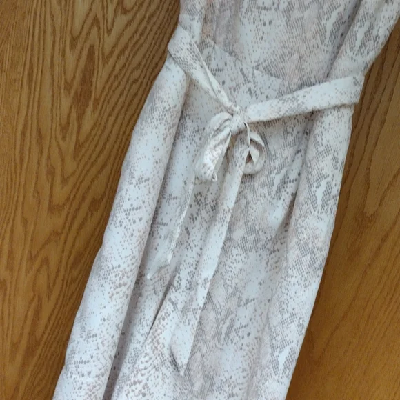 Loft Outlet Jumper SZ 4 Cream/Pink /Gray Design! - Picture 9 of 15